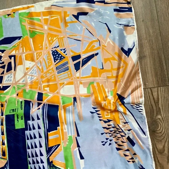 Abstract Pattern Scarf - Picture 5 of 7